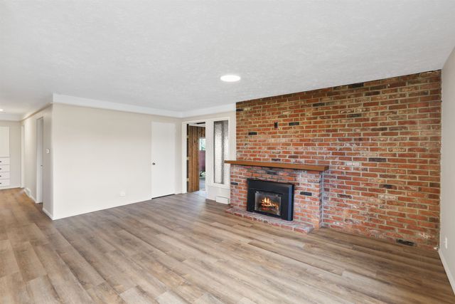 5804 N Maple St, Spokane, WA 99205