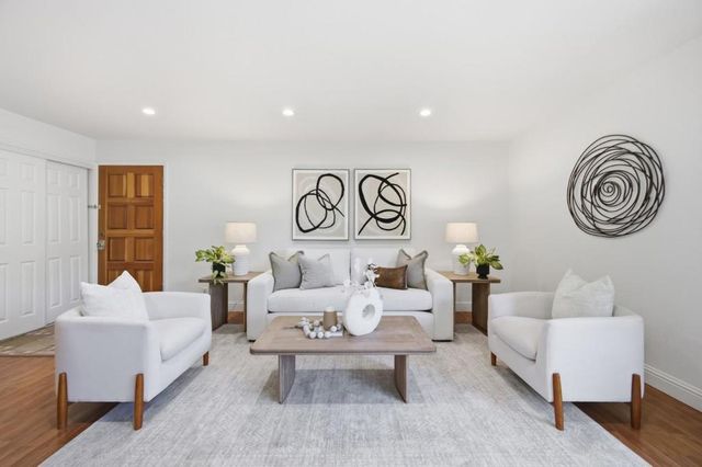 280 Easy Street 209, Mountain View, CA 94043