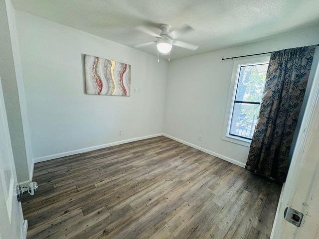 1624 Aquarena Springs DR G154, San Marcos, TX 78666