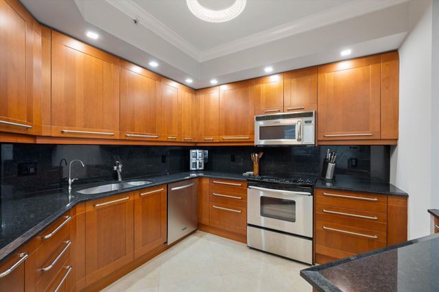 333 Las Olas Way Unit 405, Fort Lauderdale, FL 33301