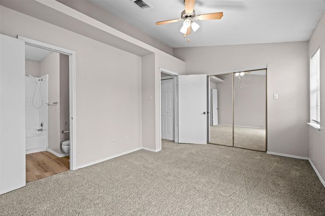 1844 River Crossing CIR D, Austin, TX 78741