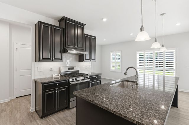 107 Meyrick Dr, Gallatin, TN 37066