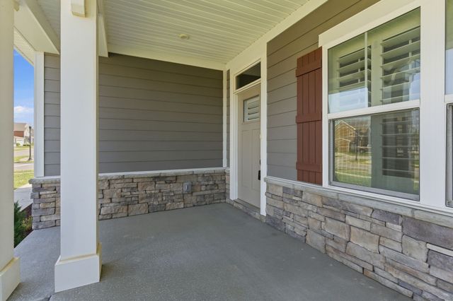 107 Meyrick Dr, Gallatin, TN 37066