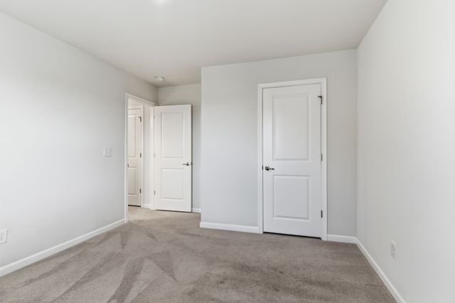 107 Meyrick Dr, Gallatin, TN 37066