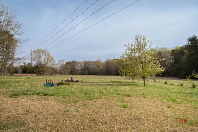 155 Coastline Drive, Inman, SC 29349