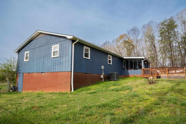 155 Coastline Drive, Inman, SC 29349