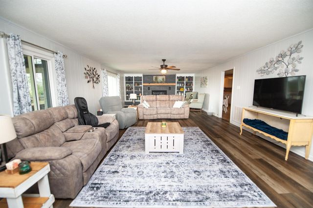 155 Coastline Drive, Inman, SC 29349