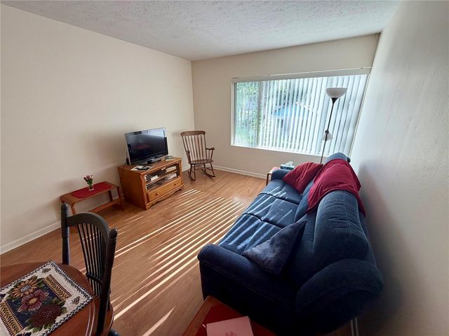 223 WINDSOR STREET 6, Lakeland, FL 33803