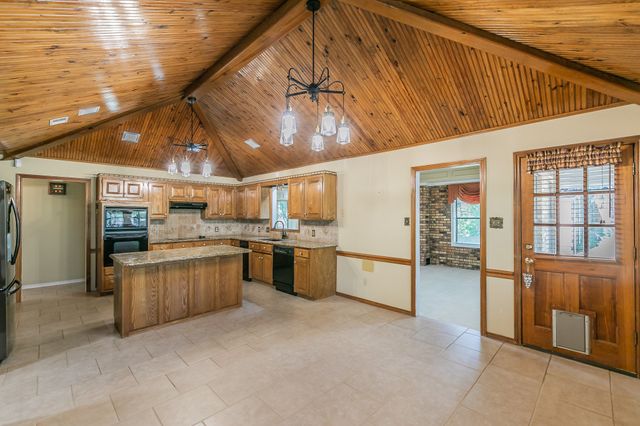 2111 Meadowview Drive, Keller, TX 76262