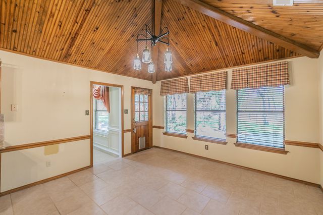 2111 Meadowview Drive, Keller, TX 76262