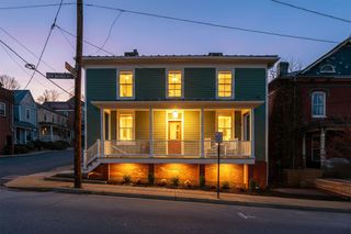 309 W BEVERLEY ST, Staunton, VA 24401