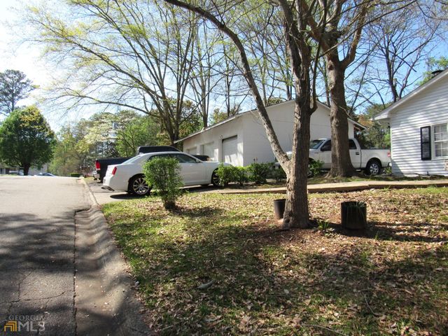 8337 Holly Drive, Jonesboro, GA 30238