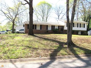 8337 Holly Drive, Jonesboro, GA 30238