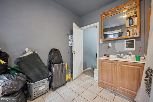 2441 W HAROLD ST, Philadelphia, PA 19132