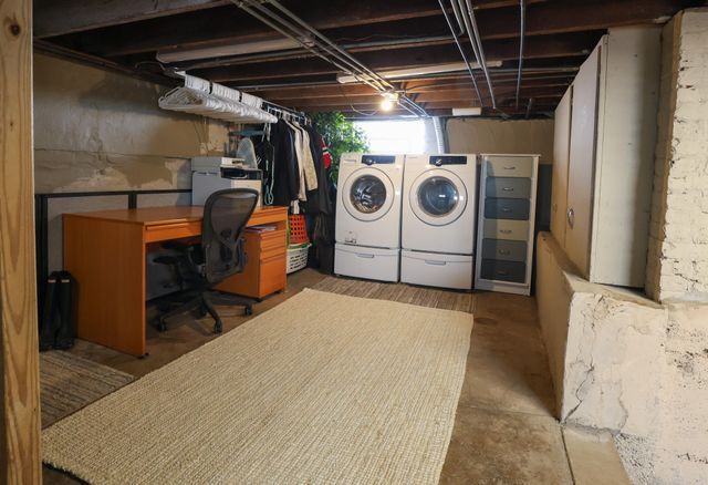 509 W North Street, Crown Point, IN 46307