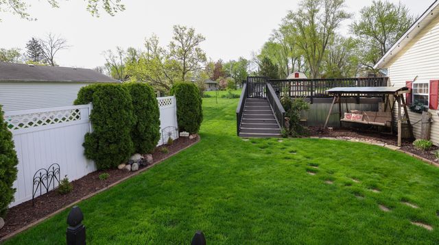 509 W North Street, Crown Point, IN 46307