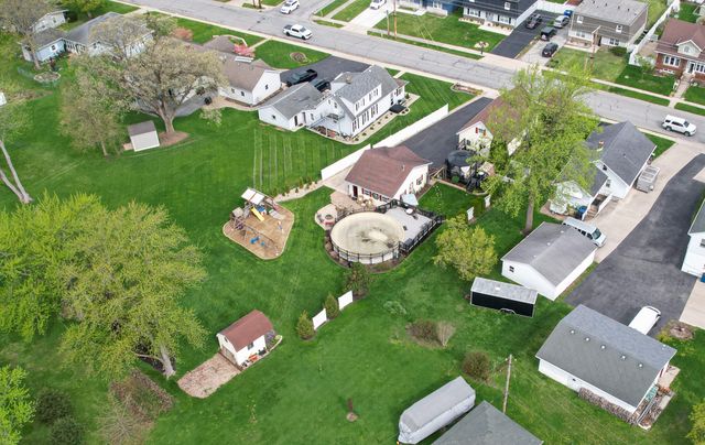 509 W North Street, Crown Point, IN 46307