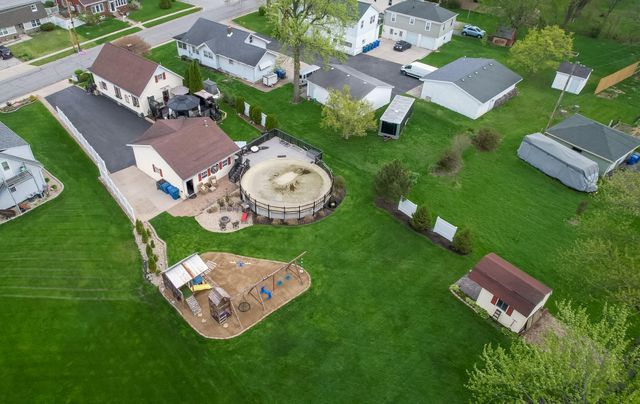 509 W North Street, Crown Point, IN 46307