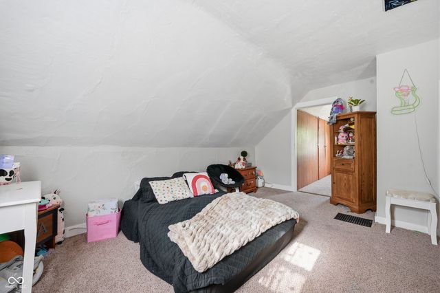 107 West Street, Dunreith, IN 47337