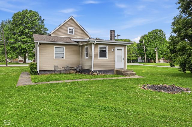 107 West Street, Dunreith, IN 47337