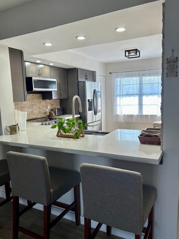 1501 SW 134th Way Unit 304, Pembroke Pines, FL 33027