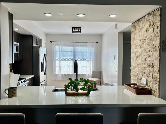 1501 SW 134th Way Unit 304, Pembroke Pines, FL 33027