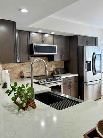 1501 SW 134th Way Unit 304, Pembroke Pines, FL 33027