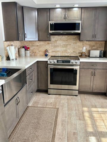 1501 SW 134th Way Unit 304, Pembroke Pines, FL 33027