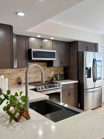 1501 SW 134th Way Unit 304, Pembroke Pines, FL 33027