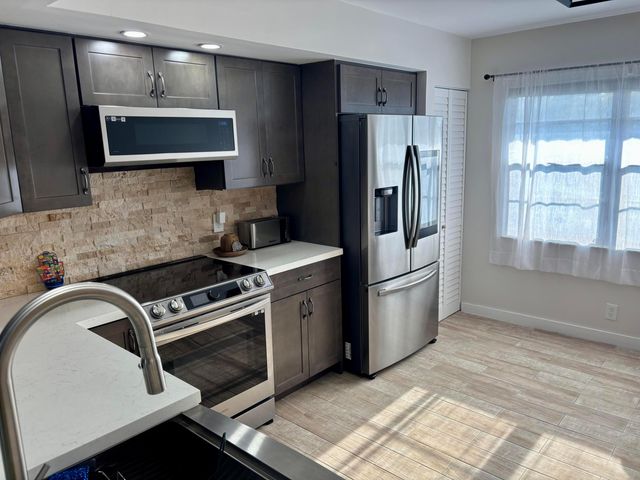 1501 SW 134th Way Unit 304, Pembroke Pines, FL 33027