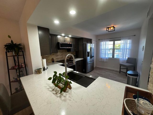 1501 SW 134th Way Unit 304, Pembroke Pines, FL 33027