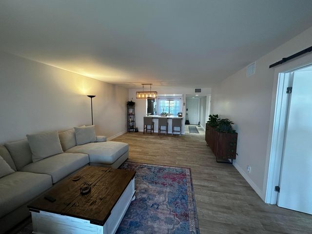 1501 SW 134th Way Unit 304, Pembroke Pines, FL 33027