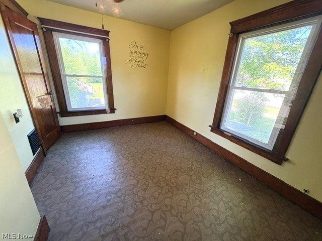 1919 Parkman Road NW, Warren, OH 44485