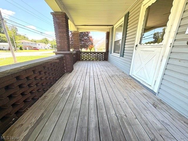 1919 Parkman Road NW, Warren, OH 44485