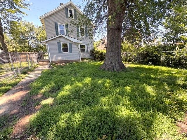 1919 Parkman Road NW, Warren, OH 44485