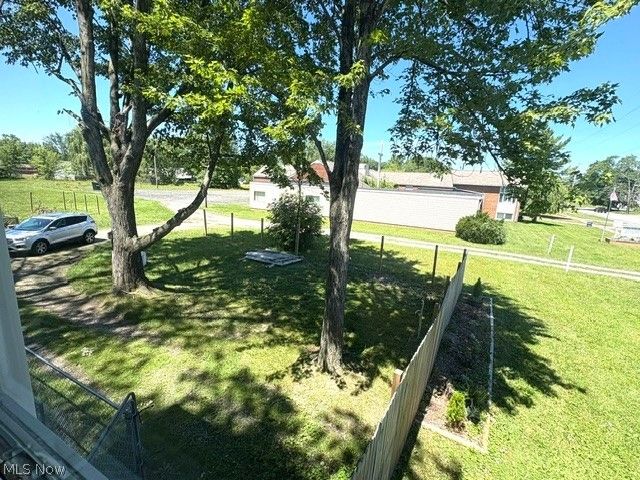 1919 Parkman Road NW, Warren, OH 44485