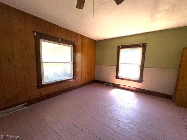 1919 Parkman Road NW, Warren, OH 44485