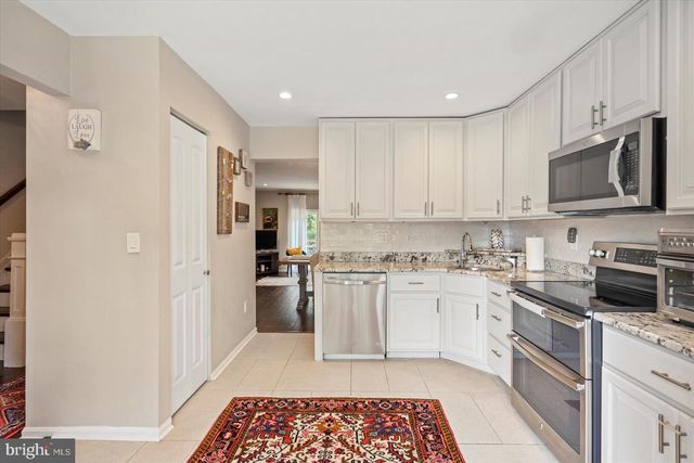 26 SILVERSAGE CT, Cockeysville, MD 21030