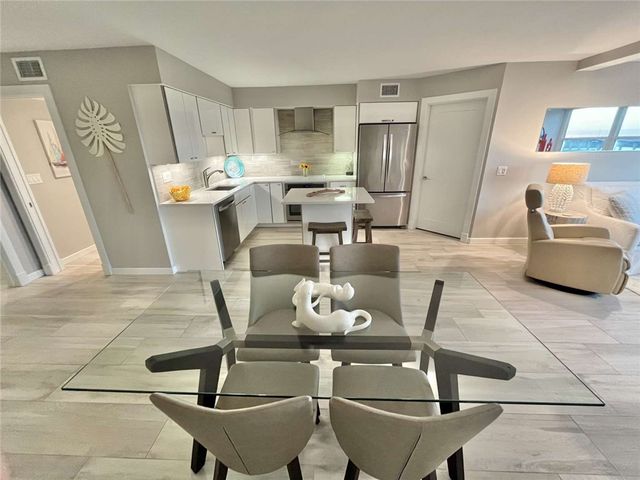 275 Date Palm Road 704, Vero Beach, FL 32963