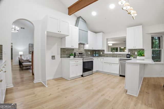 730 Ponderosa Court, Fayetteville, GA 30214