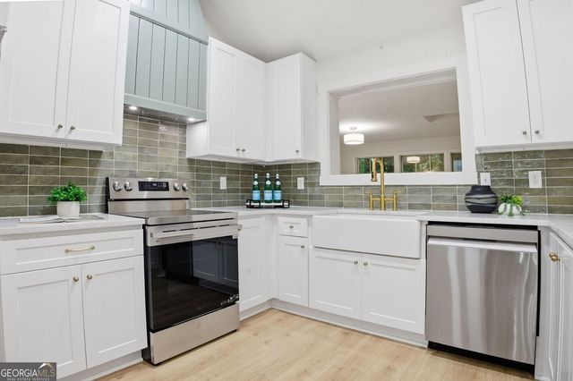730 Ponderosa Court, Fayetteville, GA 30214