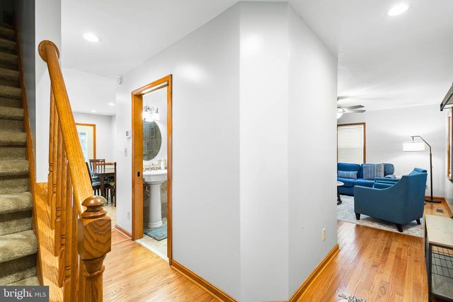 994 N GLEBE RD, Montross, VA 22520