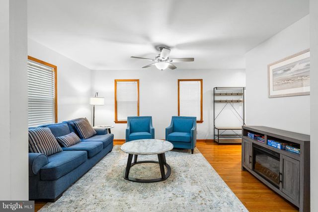 994 N GLEBE RD, Montross, VA 22520