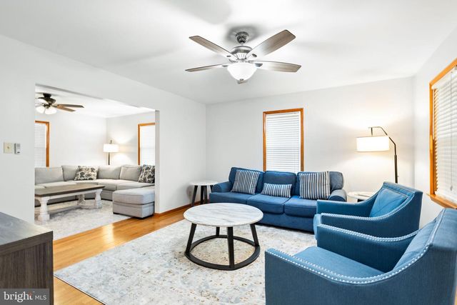 994 N GLEBE RD, Montross, VA 22520