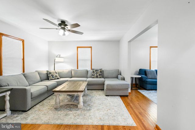 994 N GLEBE RD, Montross, VA 22520