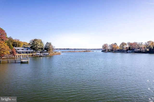 994 N GLEBE RD, Montross, VA 22520