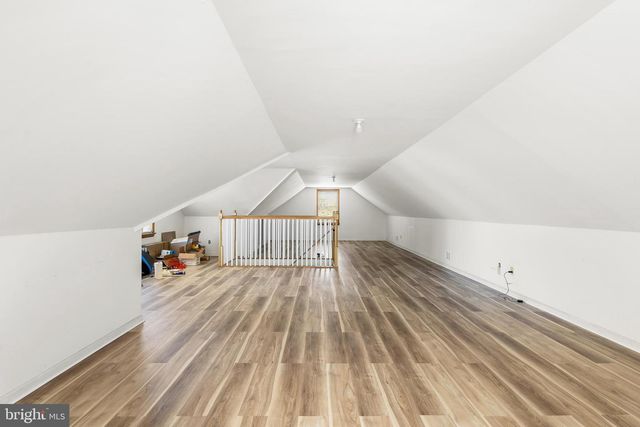 994 N GLEBE RD, Montross, VA 22520