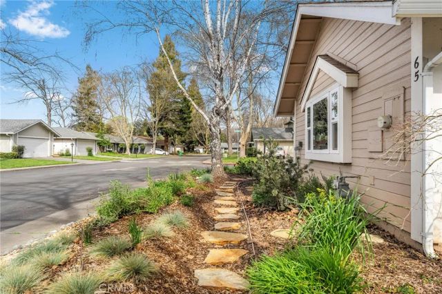 65 Knightsbridge Lane, Chico, CA 95926