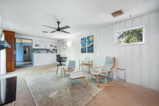 1220 Elizabeth St, Winfield, KS 67156