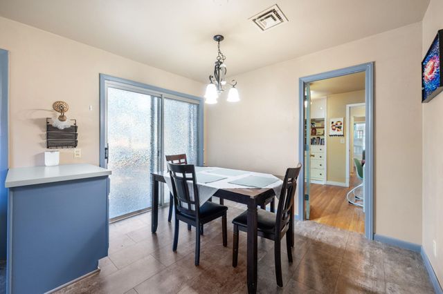 1220 Elizabeth St, Winfield, KS 67156